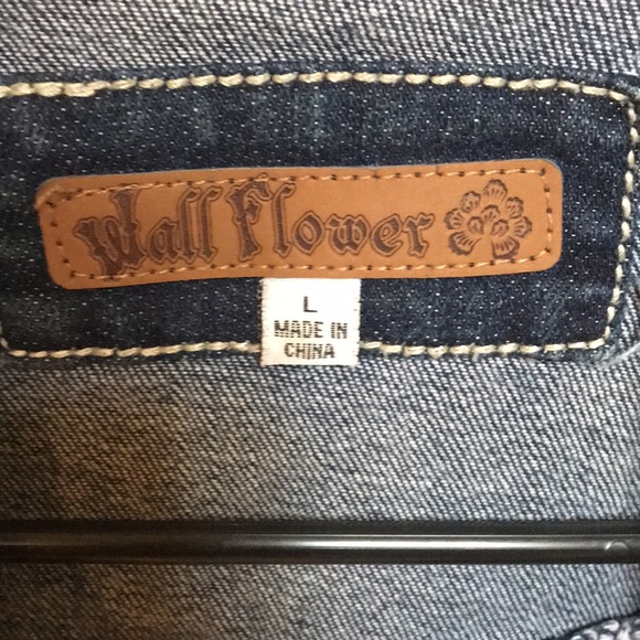 Jean Vest - Picture 2 of 3